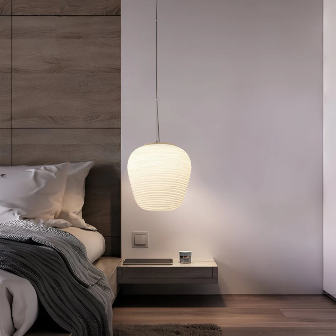 Liora | Lampa wisząca z opalowego szkła
