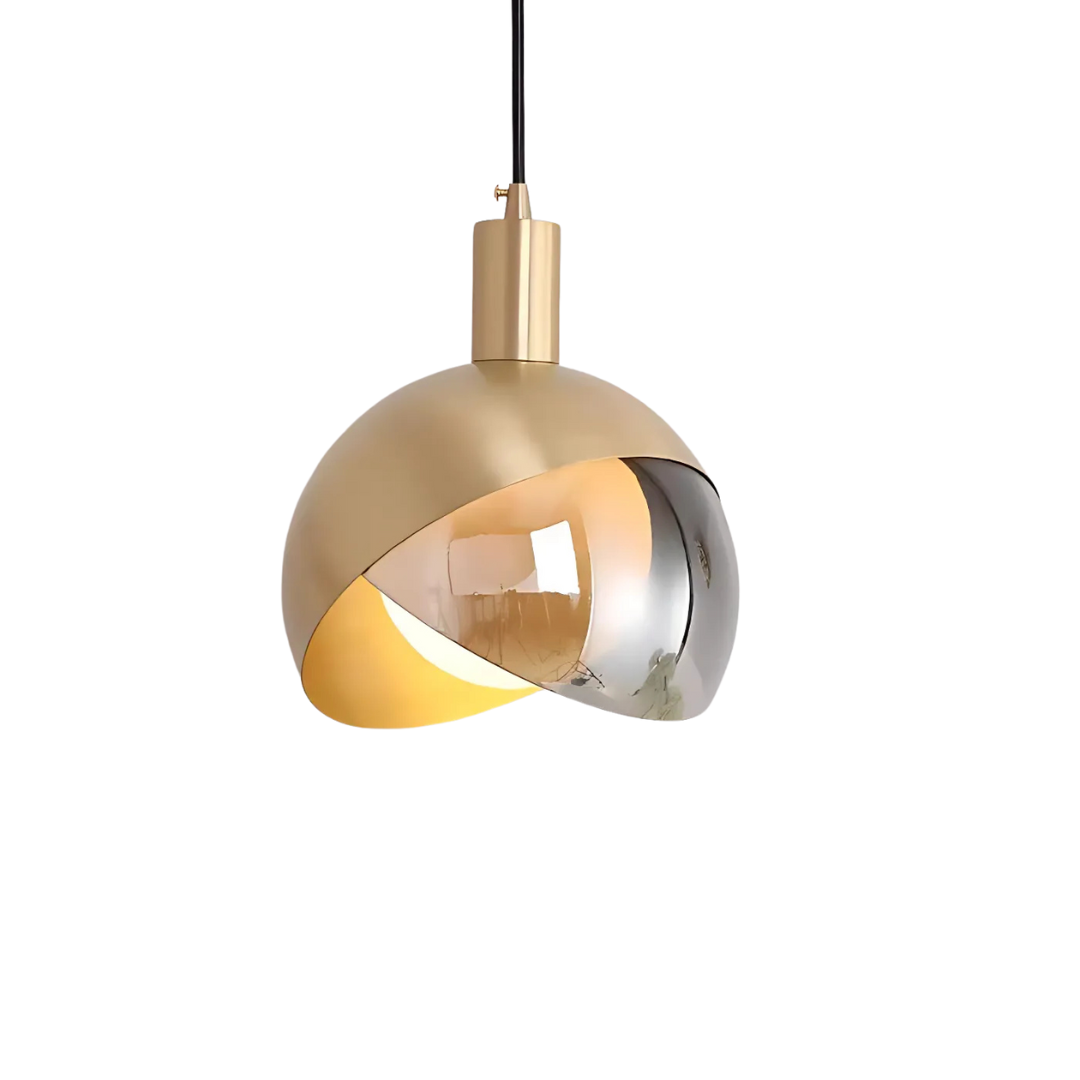 Złota lampa wisząca | Nowoczesny szklany design do salonu