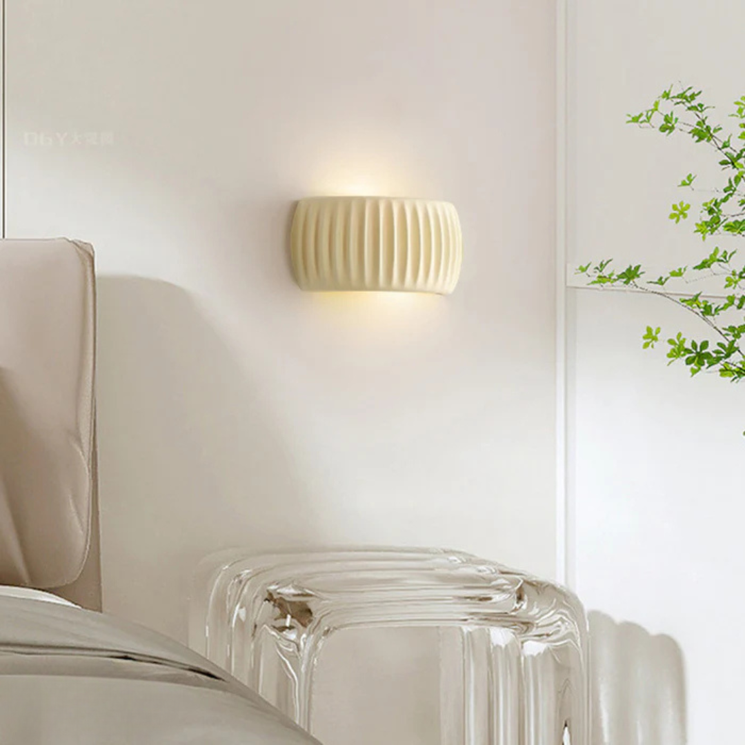 Aurea | Nowoczesna lampa ścienna z żywicy