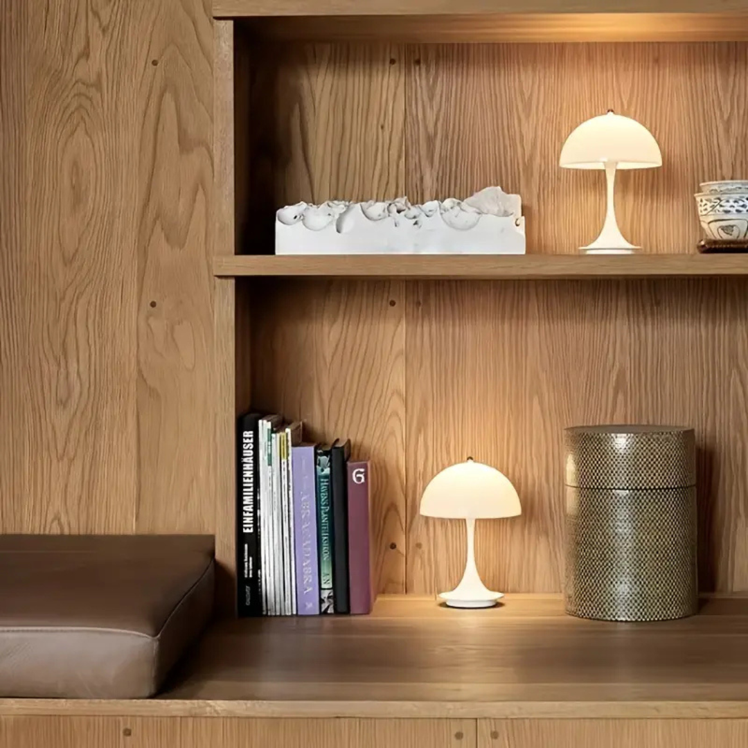 Biała lampa stołowa | Akumulatorowe oświetlenie LED do wnętrz