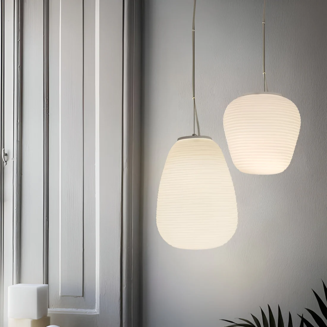 Liora | Lampa wisząca z opalowego szkła