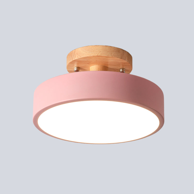Nordora | Lampa sufitowa z drewnianym wykończeniem