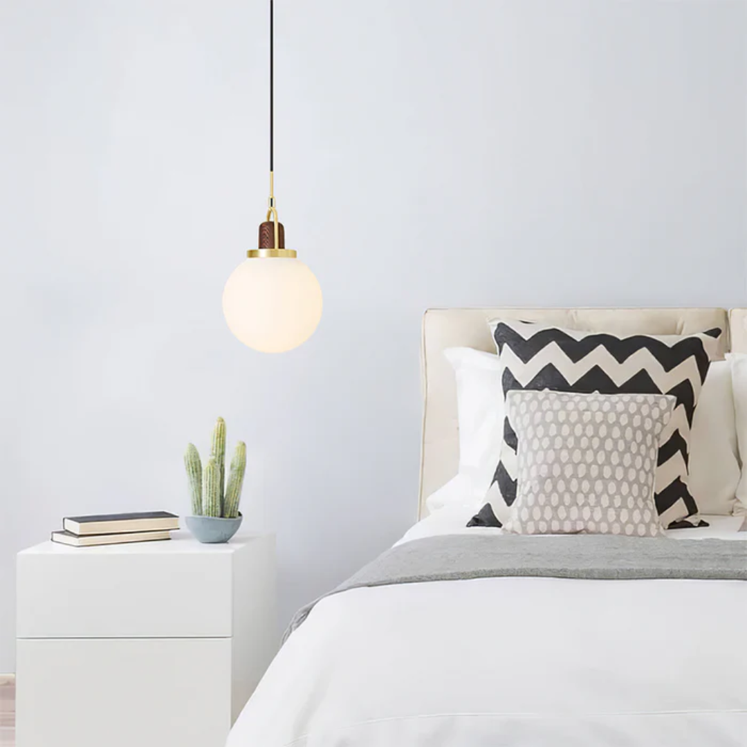 Lumora | Lampa wisząca w kształcie szklanej kuli