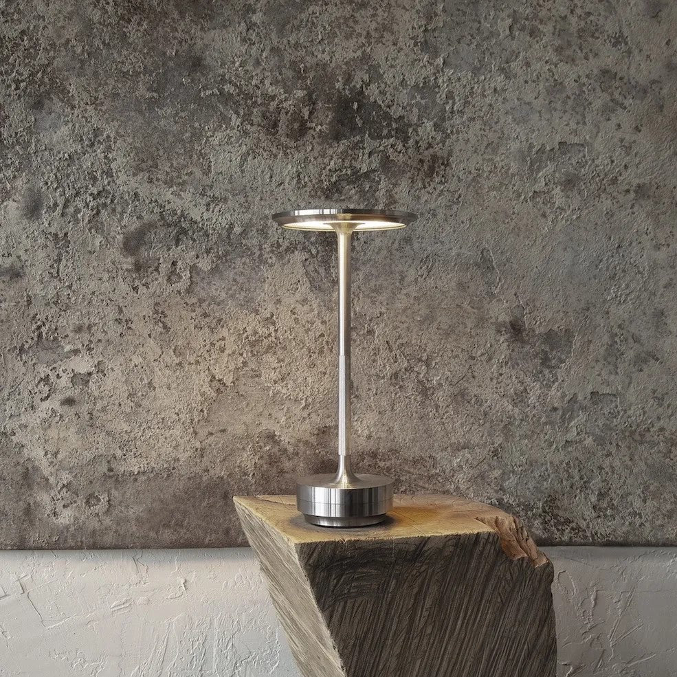Lumora | Minimalistyczna lampa stołowa LED