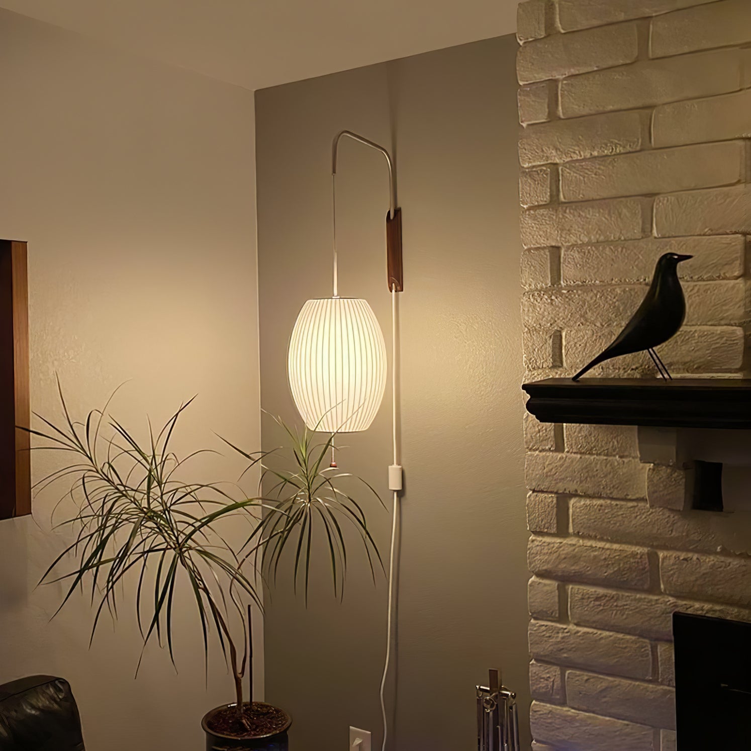 Eryvia | Owalna lampa ścienna z tkaniny