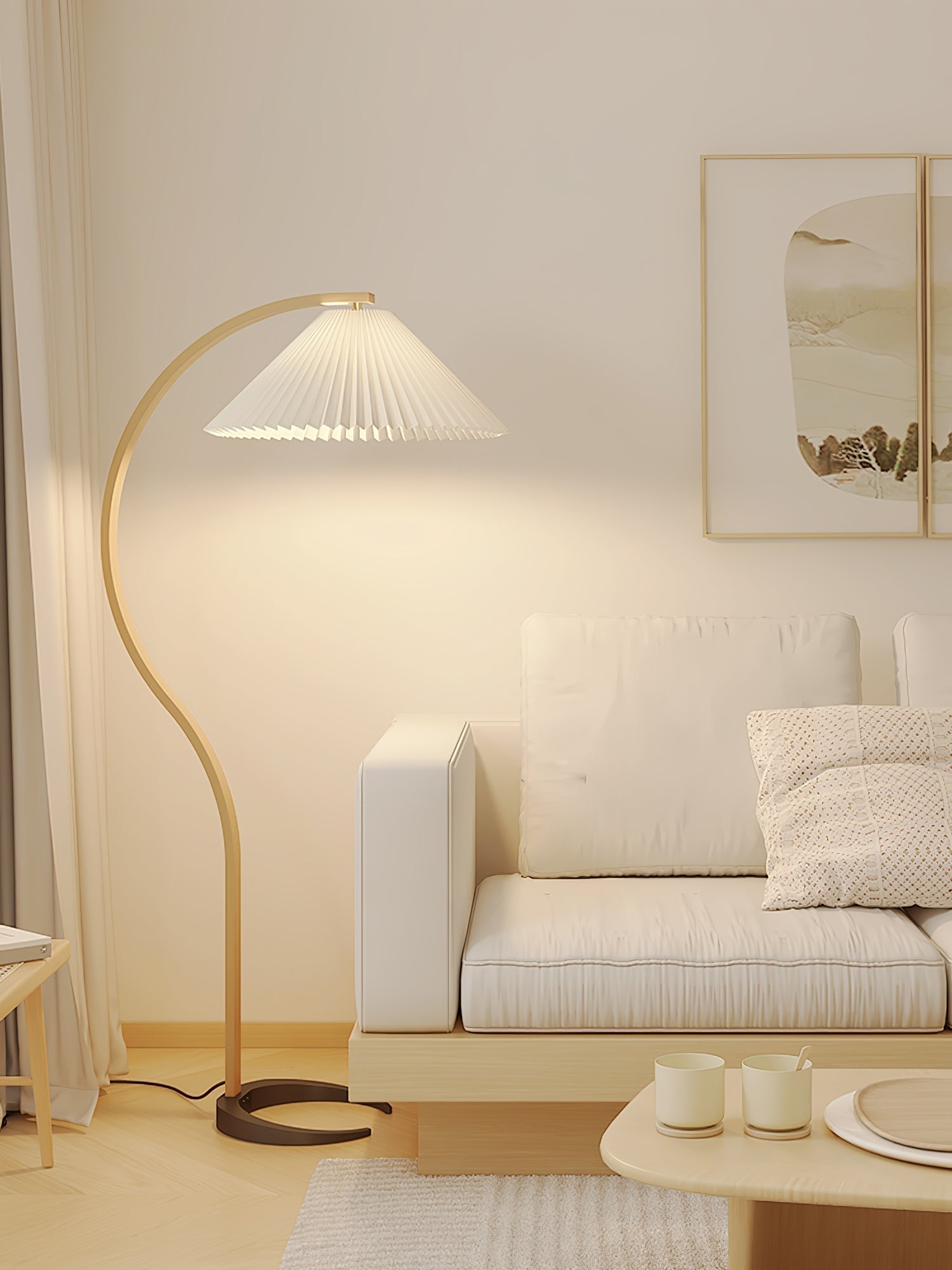 Clavina | Zakrzywiona drewniana lampa podłogowa