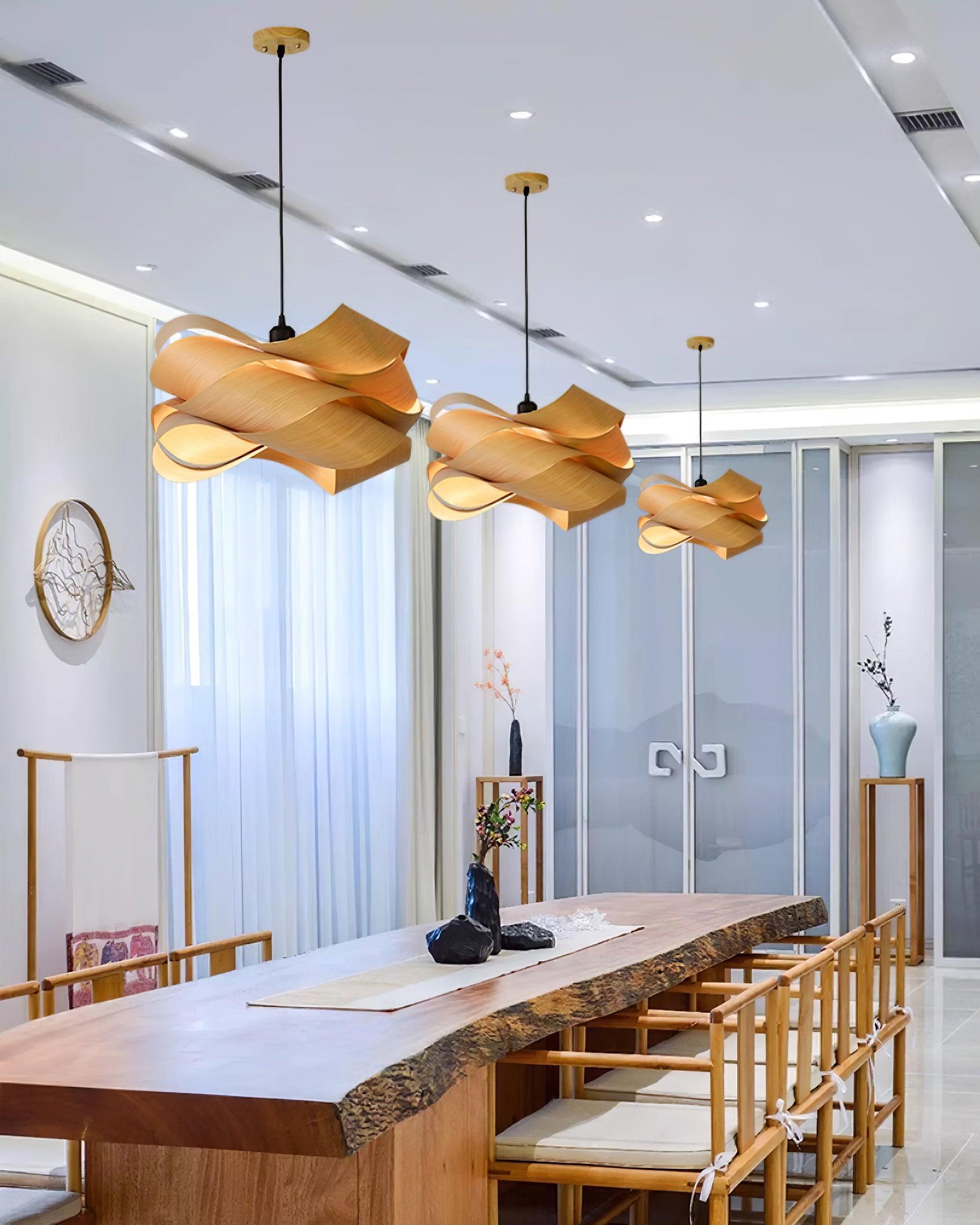 Lirado – designerska lampa wisząca w stylu drewnianym