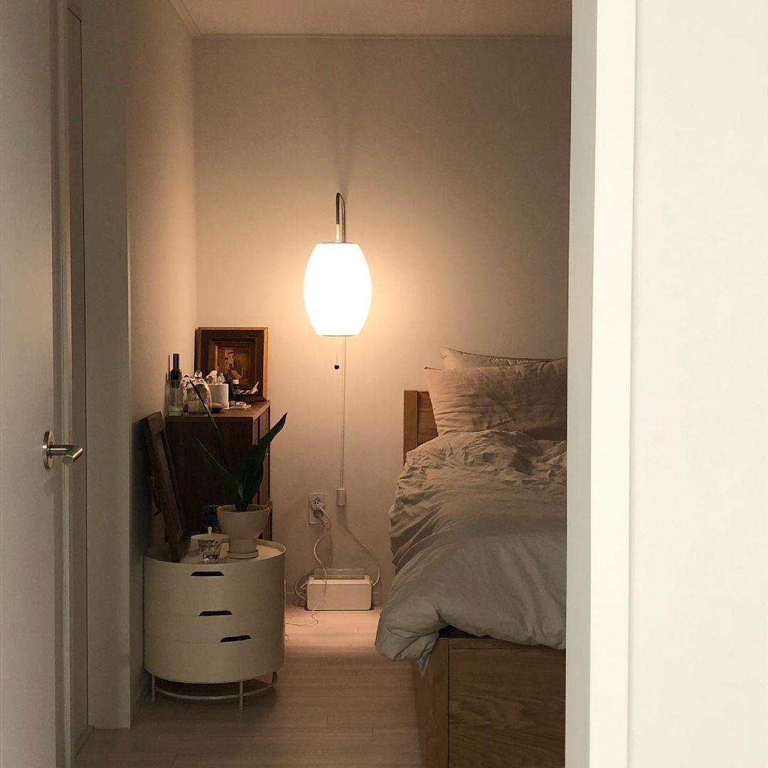 Eryvia | Owalna lampa ścienna z tkaniny