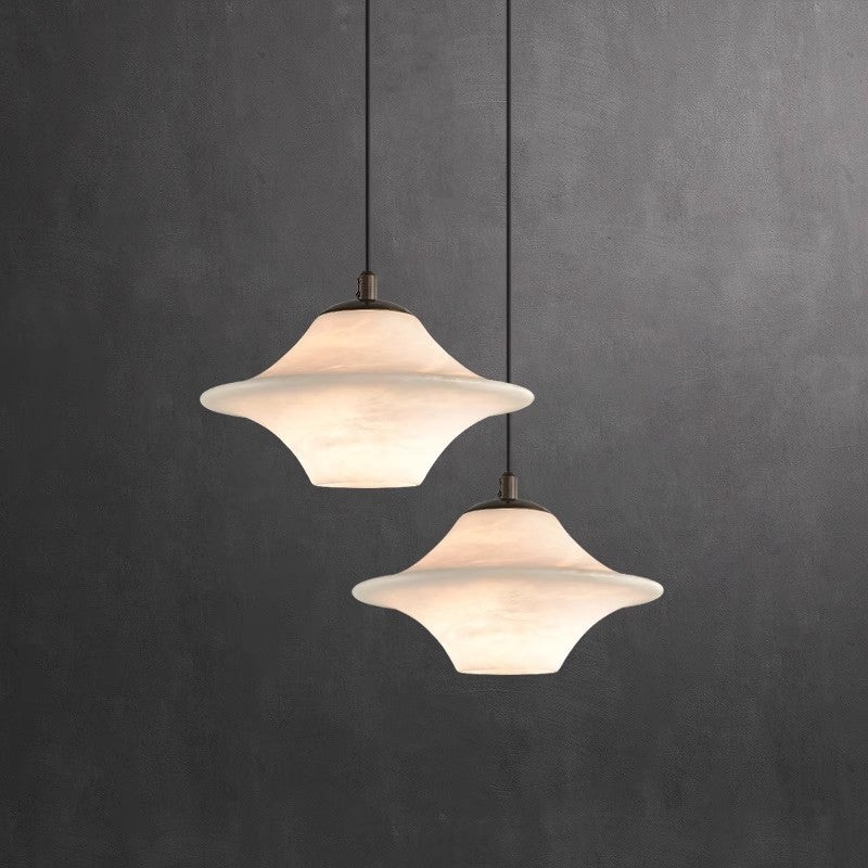 Orylis | Lampa wisząca z zakrzywionym szkłem