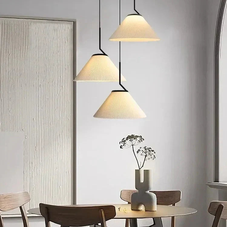 Feyra | Lampa wisząca w kształcie plis