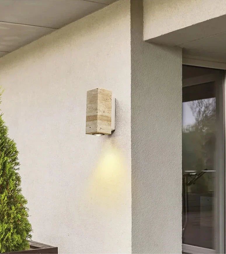 Travertin | Nowoczesna lampa ścienna LED z naturalnego kamienia