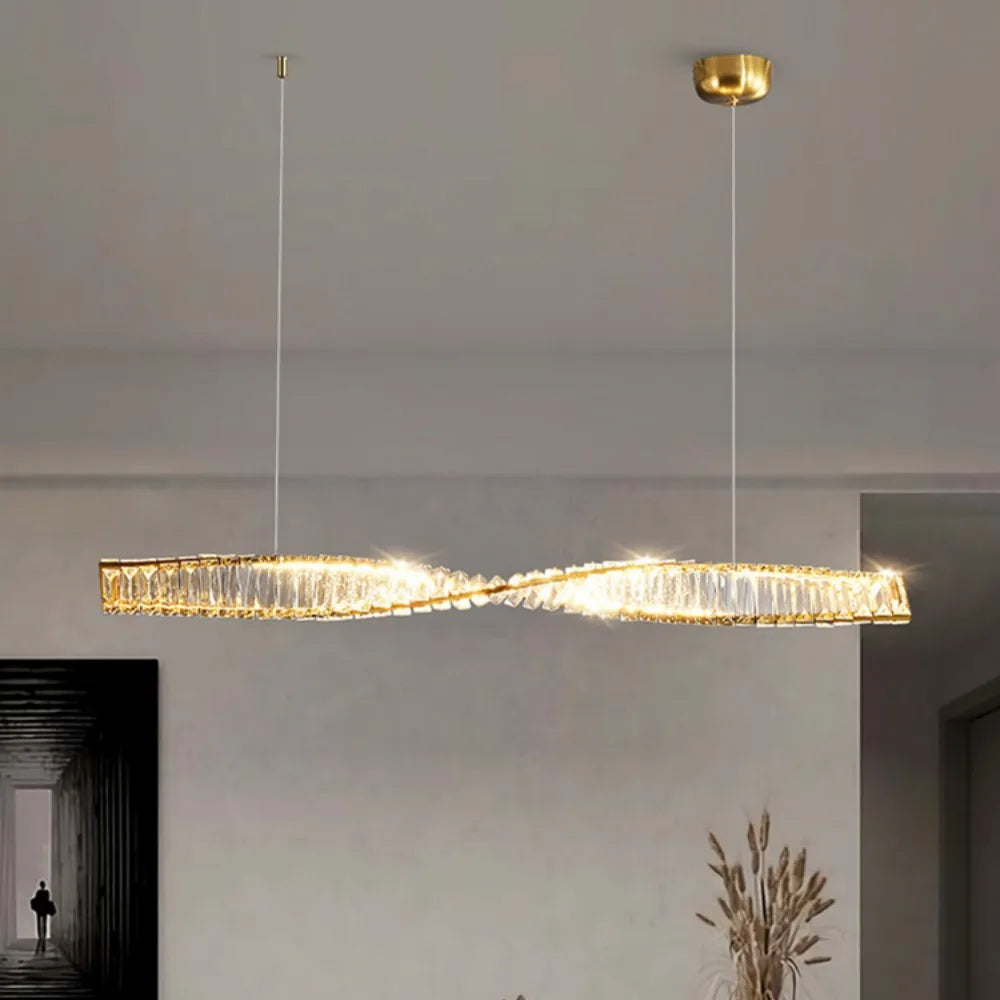 Velmira | lampa wisząca LED z złotą ramą