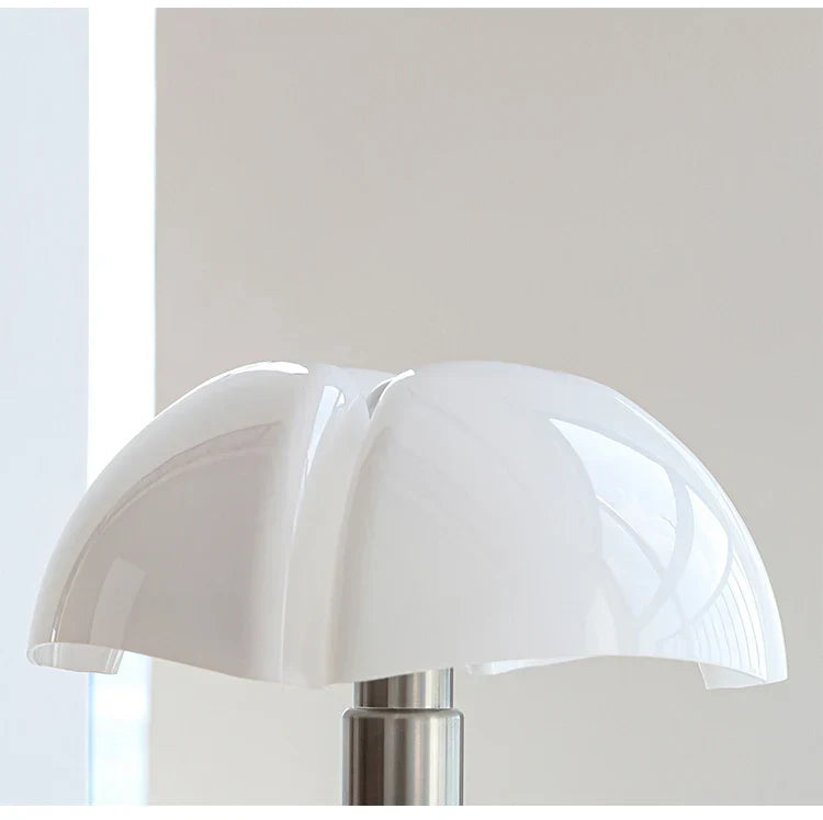 Novalta | Lampa stołowa w nowoczesnym kształcie kwiatu