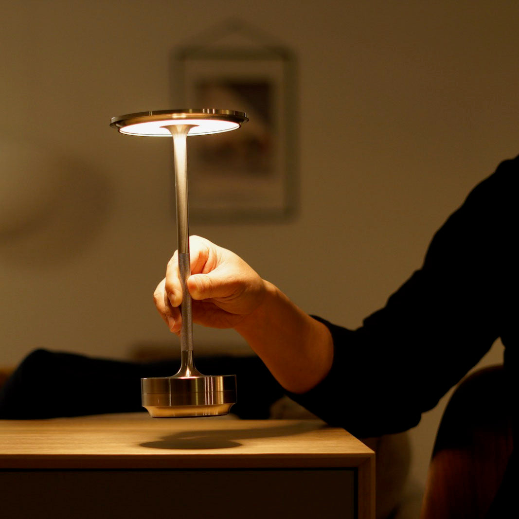 Lumora | Minimalistyczna lampa stołowa LED