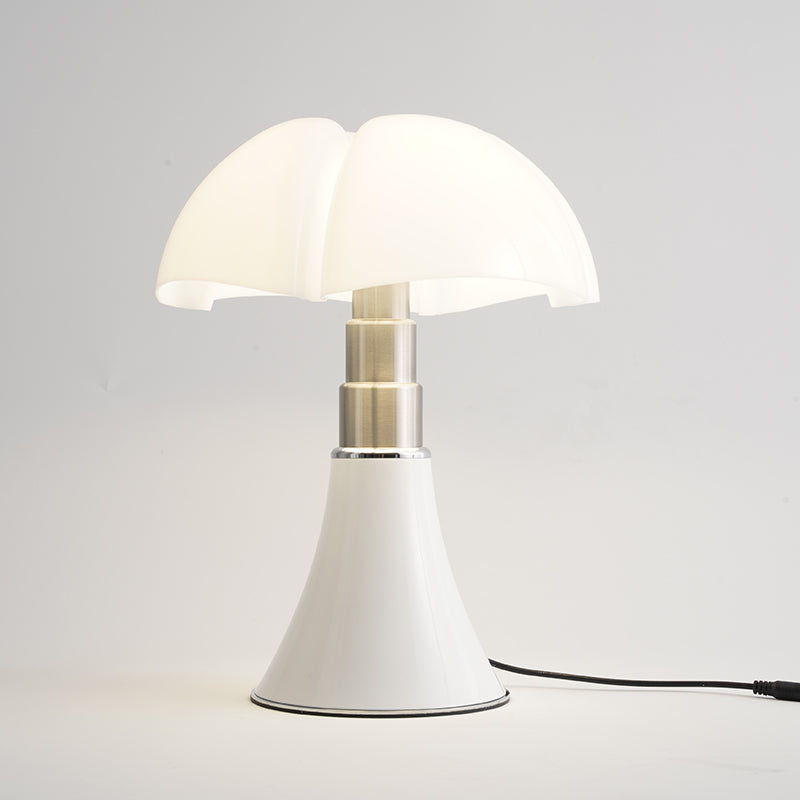 Novalta | Lampa stołowa w nowoczesnym kształcie kwiatu