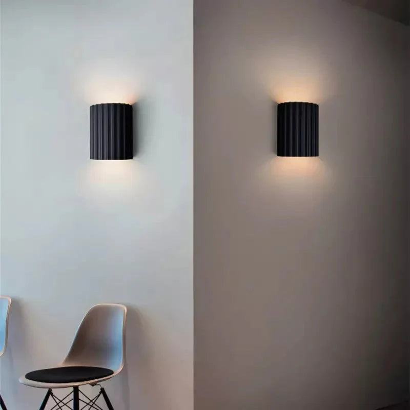 Curvella | Falista lampa ścienna