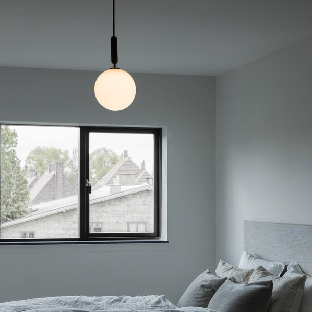 Lora | Nowoczesna szklana lampa wisząca o kulistym kształcie