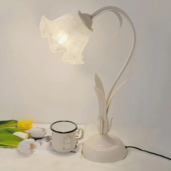 Florina | Kwiatowa lampa stołowa z kloszem w kształcie kwiatu