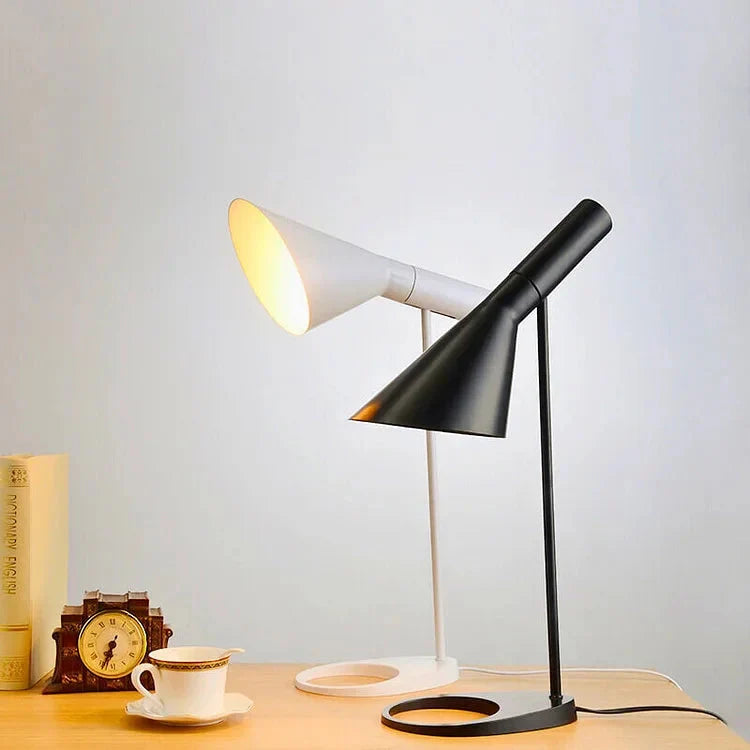 Norvia | Lampa biurkowa LED o nowoczesnym designie