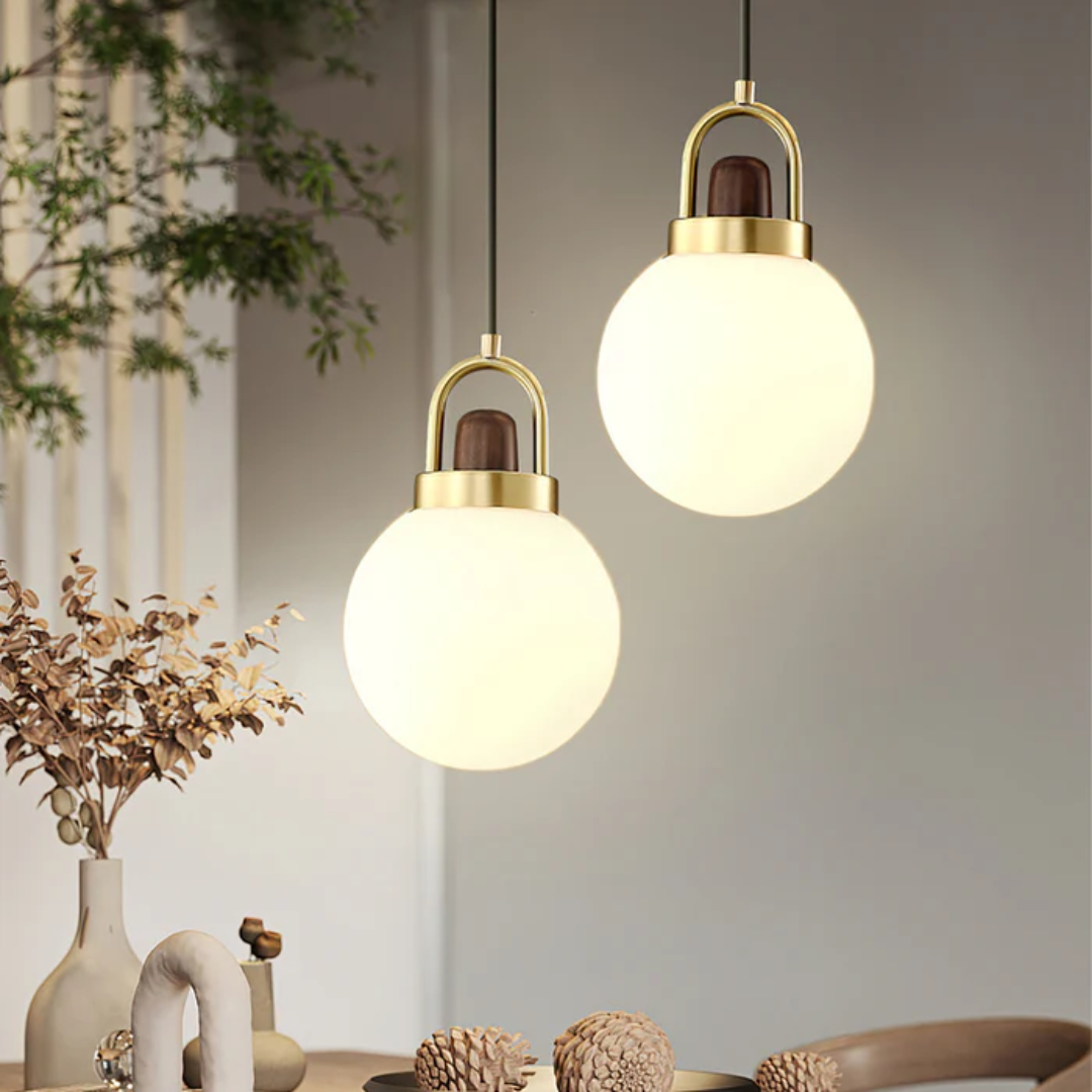 Lumora | Lampa wisząca w kształcie szklanej kuli