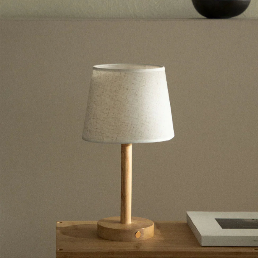 Drewniana lampa stołowa LED | Bezprzewodowa lampka nocna