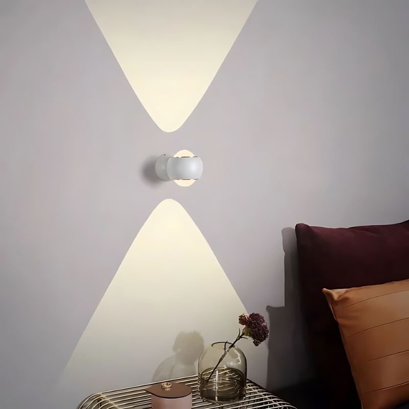 Auro | Kinkiet LED 180°