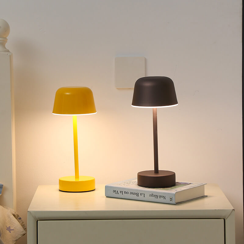 Elara | Nowoczesna minimalistyczna lampa stołowa