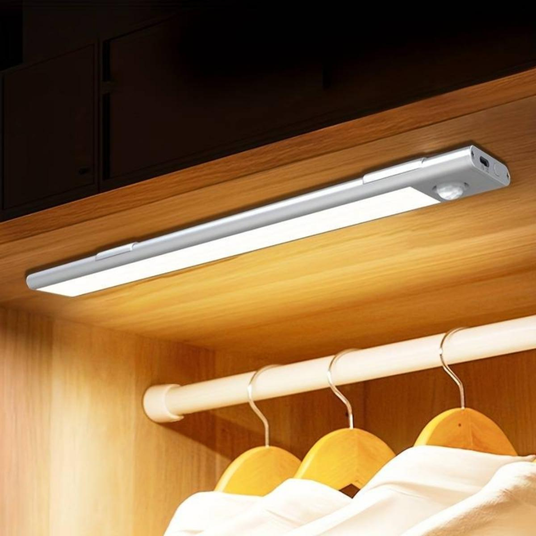 Magnetyczna lampa LED | Lampka nocna przy łóżku