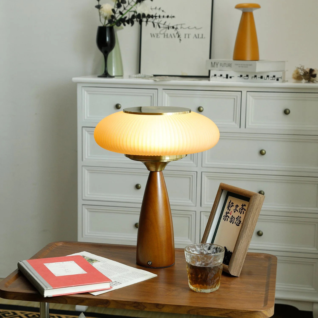 Drewniana lampa stołowa | Lampka nocna LED