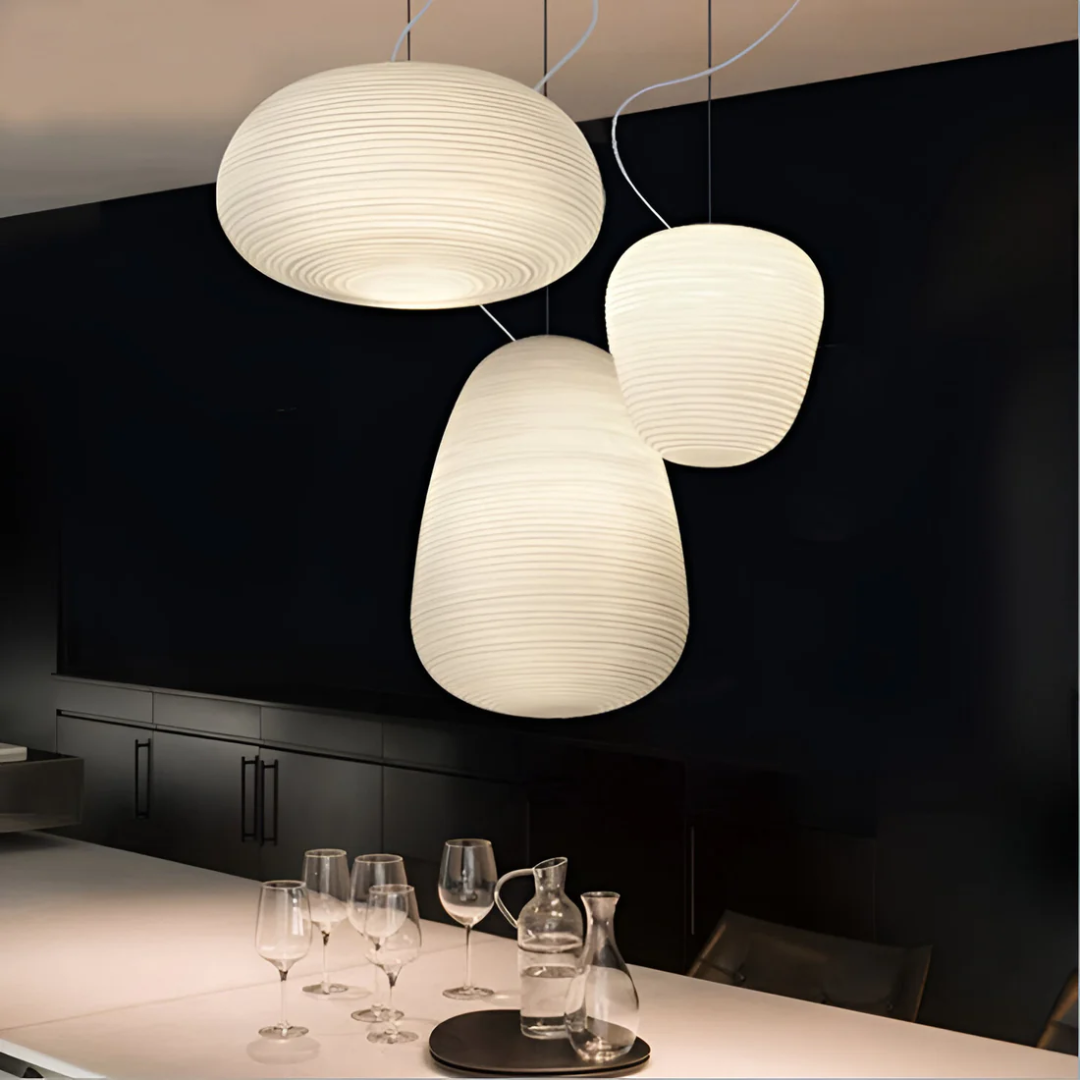 Liora | Lampa wisząca z opalowego szkła