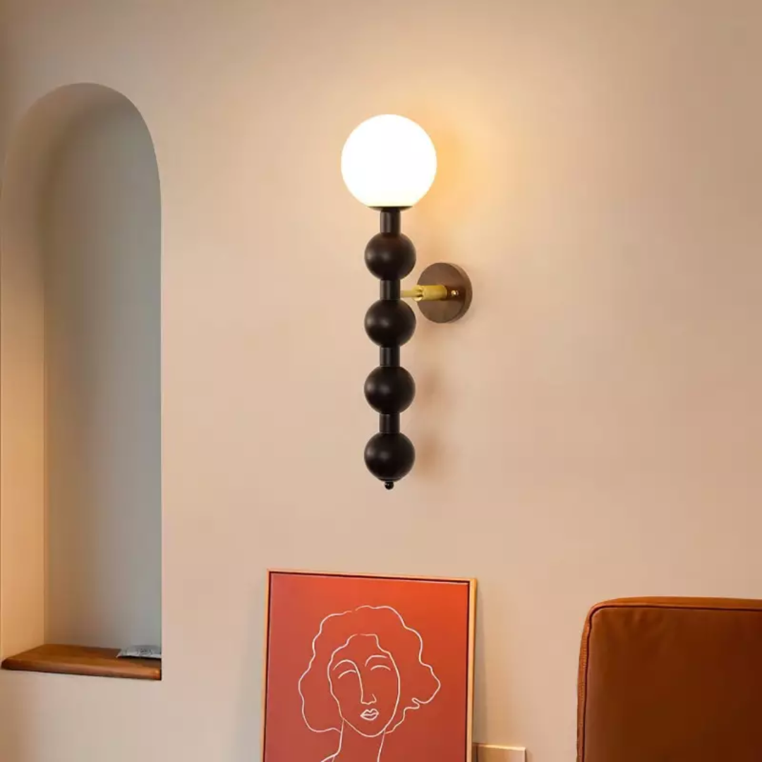 Liora | Drewniana lampa ścienna w stylu vintage