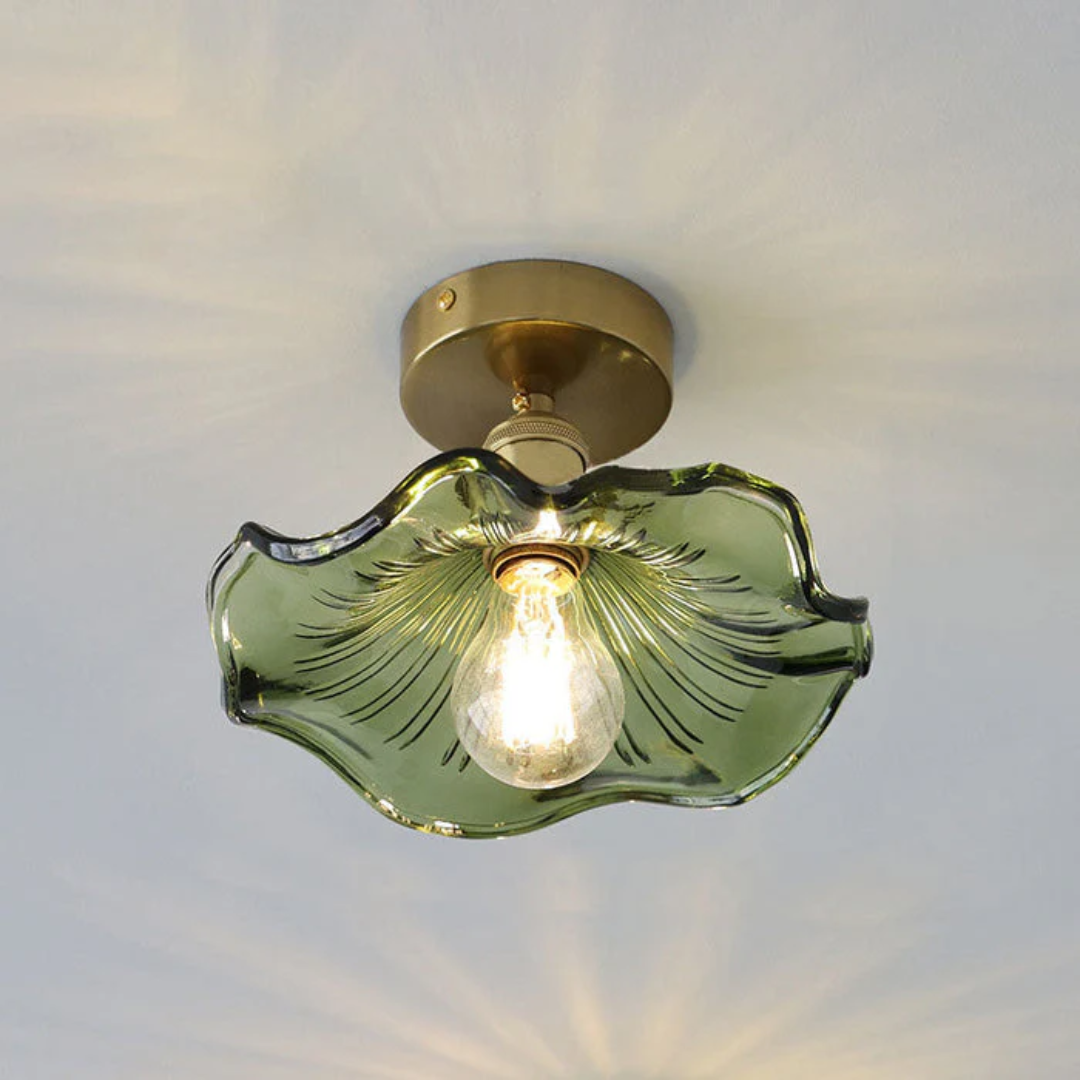 Eloria – szklana lampa sufitowa w kształcie kwiatu