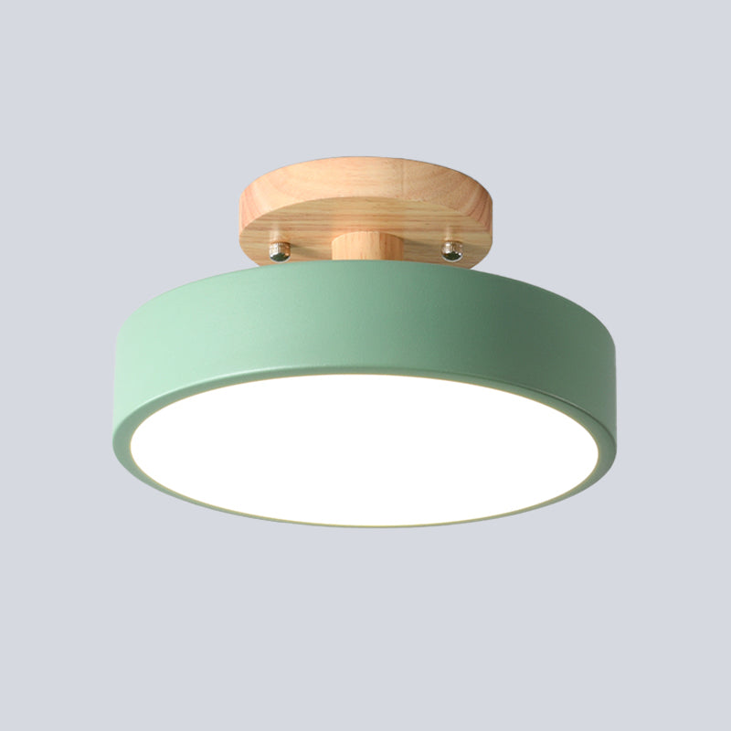 Nordora | Lampa sufitowa z drewnianym wykończeniem