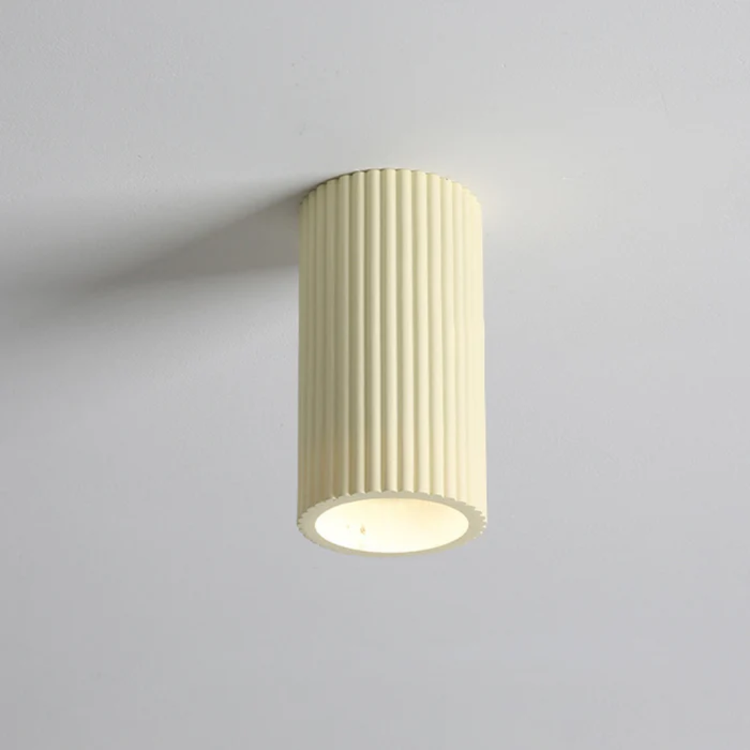 Nira | Minimalistyczna lampa sufitowa z żywicy