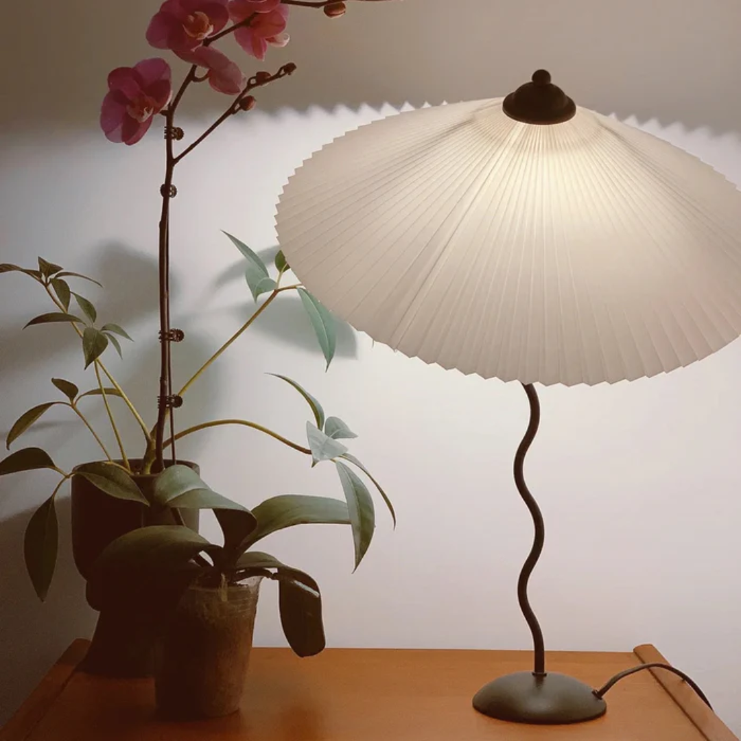 Nivora | Lampa stołowa w kształcie parasola