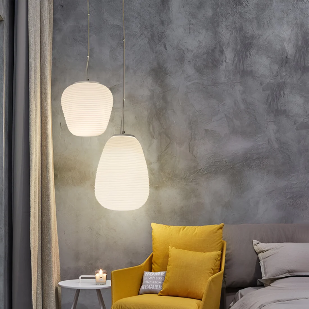 Liora | Lampa wisząca z opalowego szkła