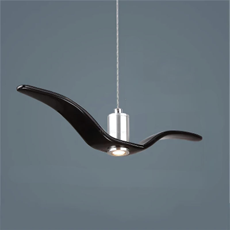 Skyra | Lampa wisząca w kształcie skrzydła