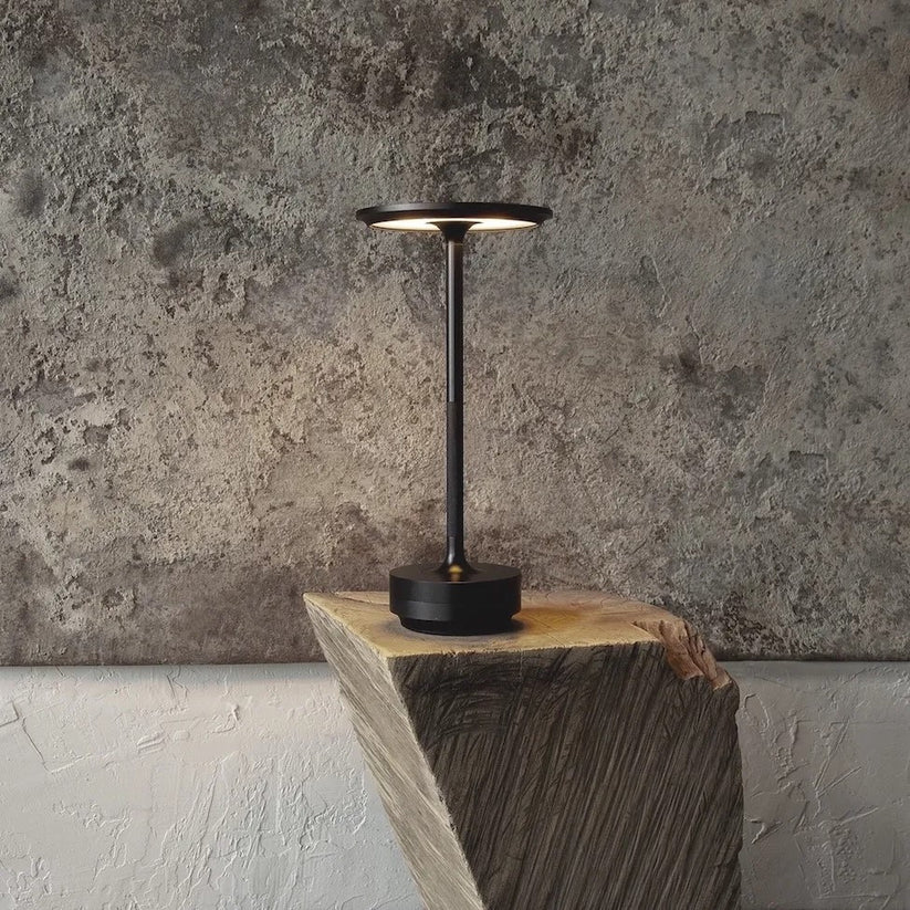 Lumora | Minimalistyczna lampa stołowa LED