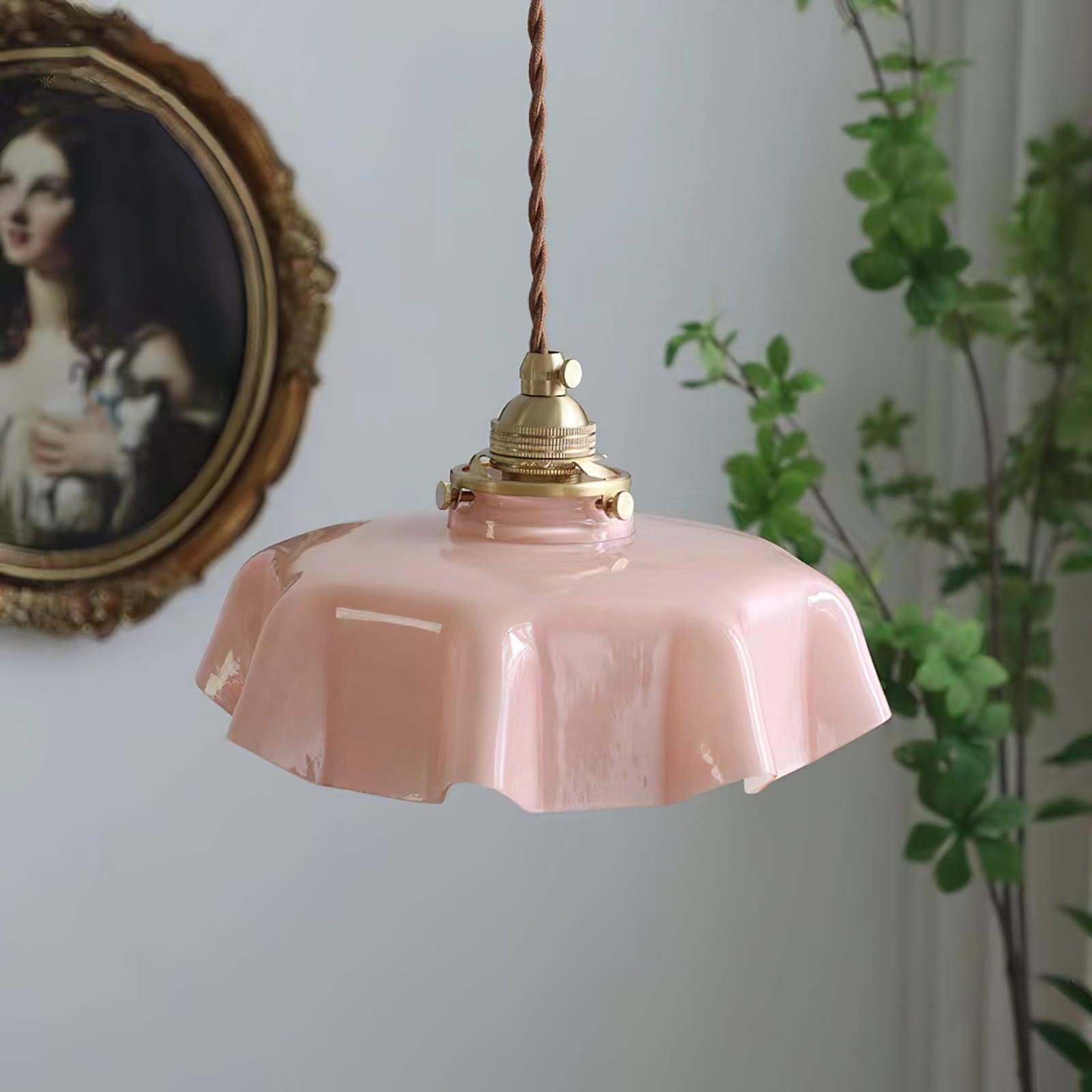 Valdina | Klosz do lampy wiszącej z falistym brzegiem