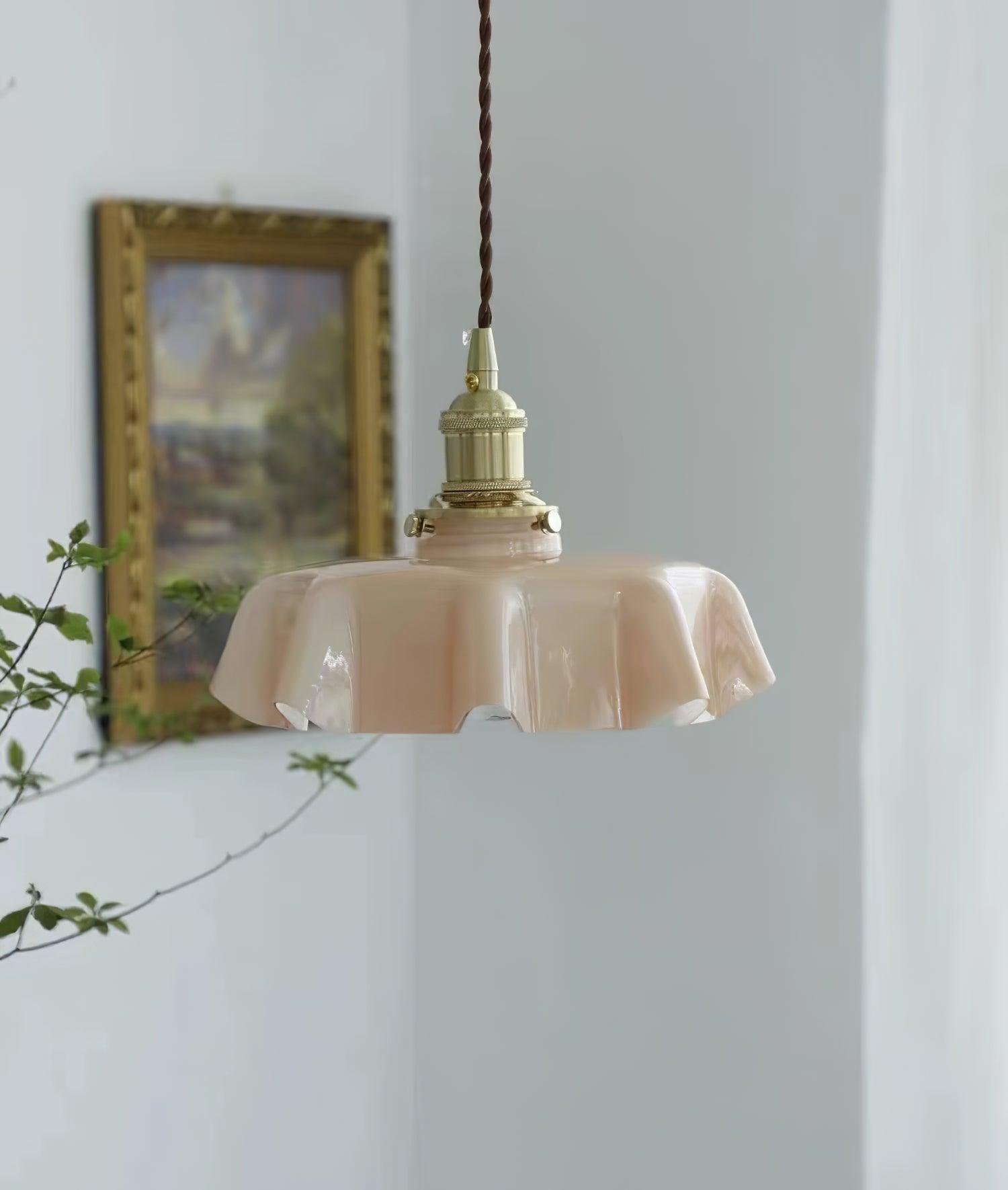 Valdina | Klosz do lampy wiszącej z falistym brzegiem