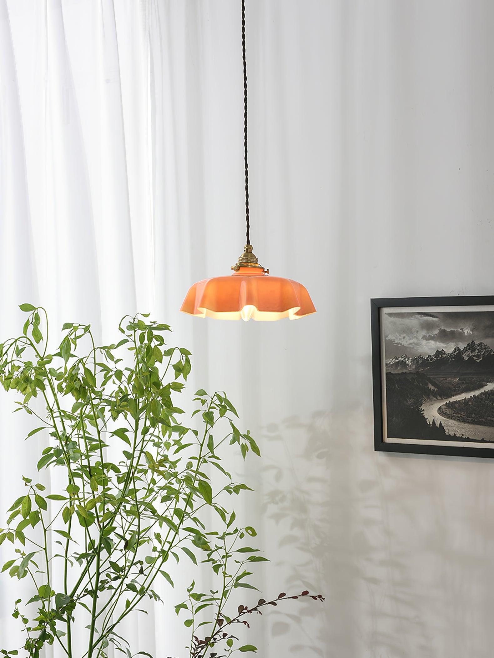 Valdina | Klosz do lampy wiszącej z falistym brzegiem