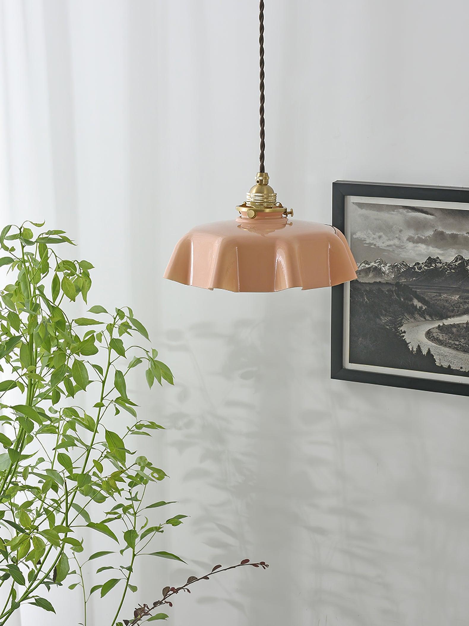 Valdina | Klosz do lampy wiszącej z falistym brzegiem