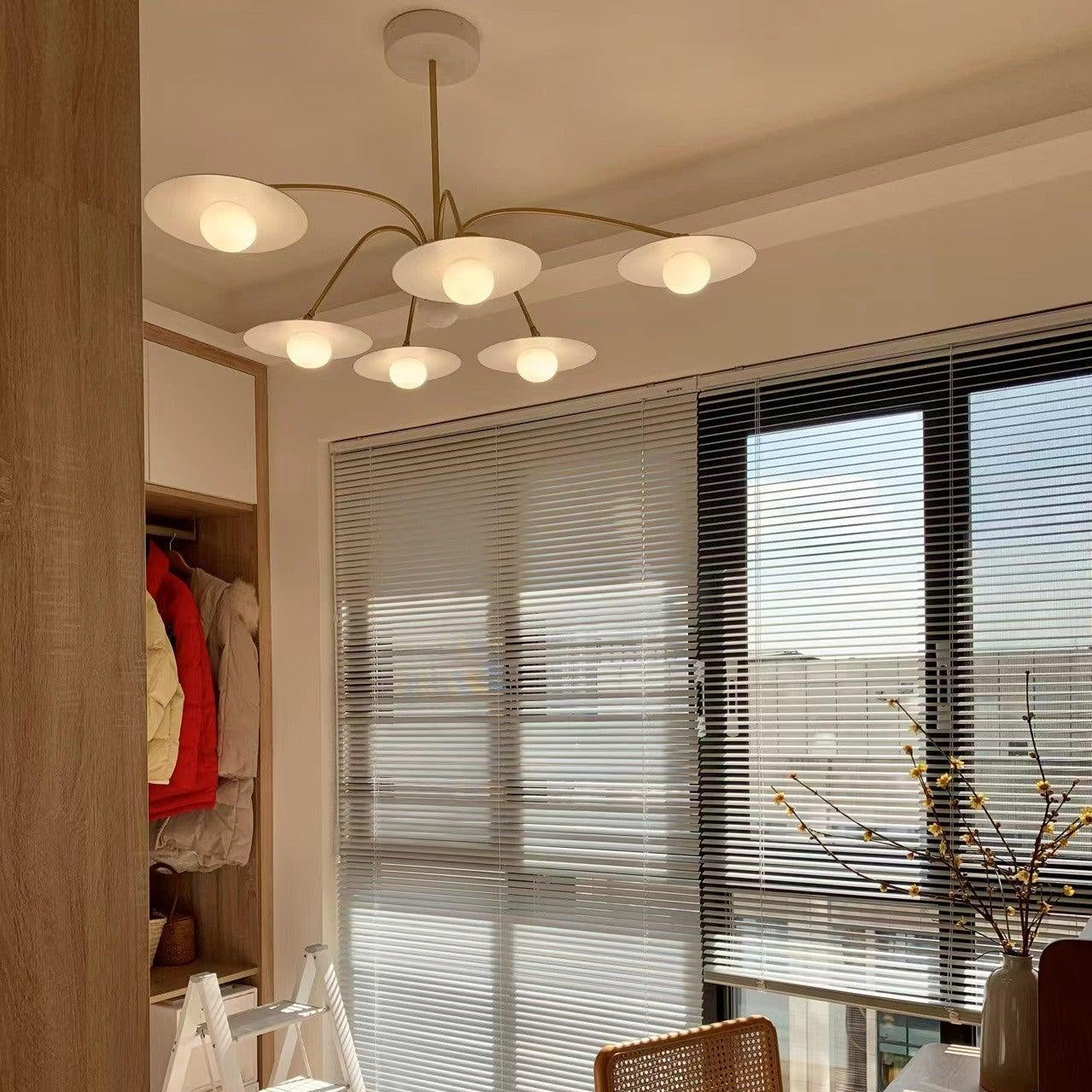 Elara | Żyrandol ze szkła i żelaza w stylu art déco
