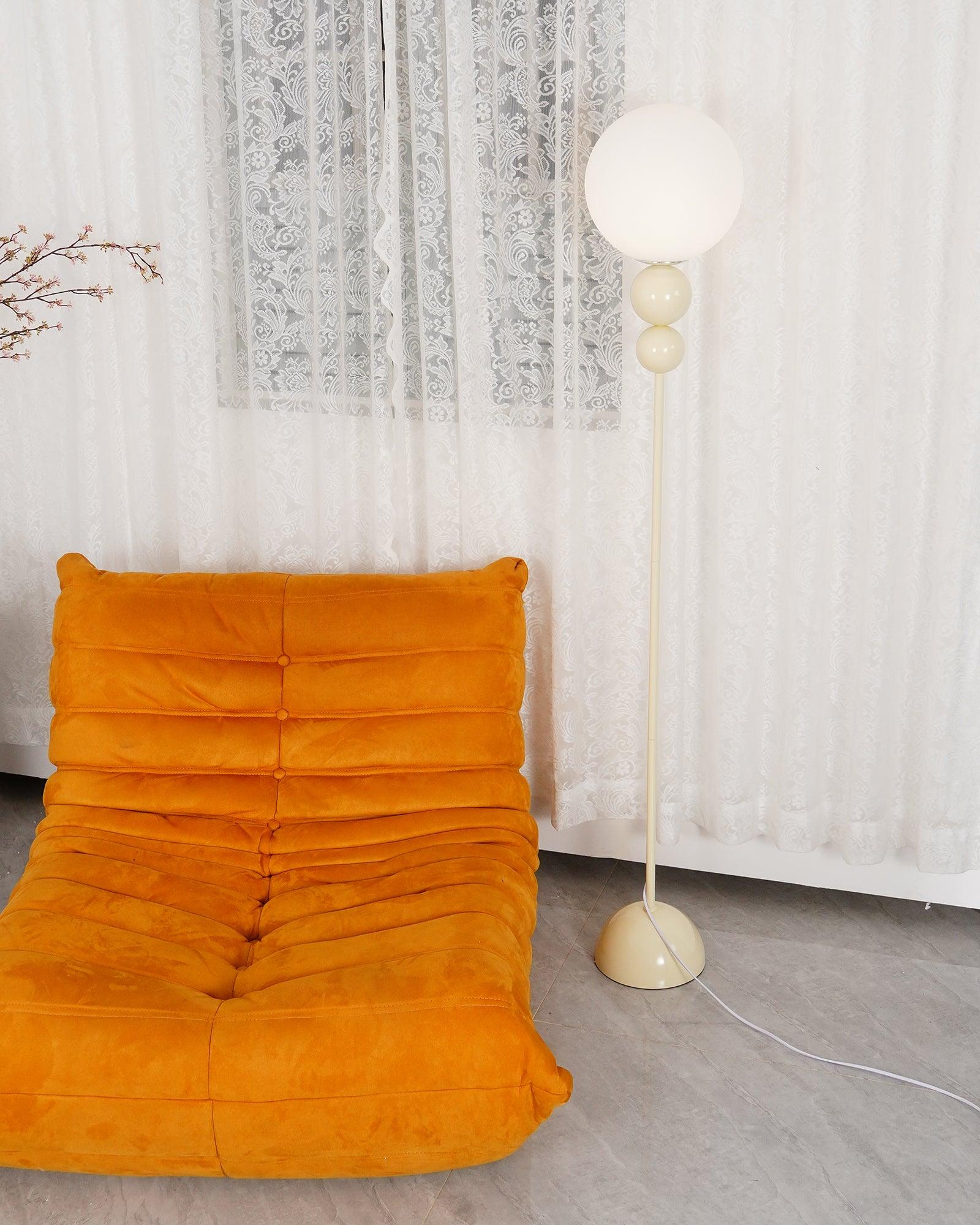 Marbelle | Lampa podłogowa retro o kulistym kształcie