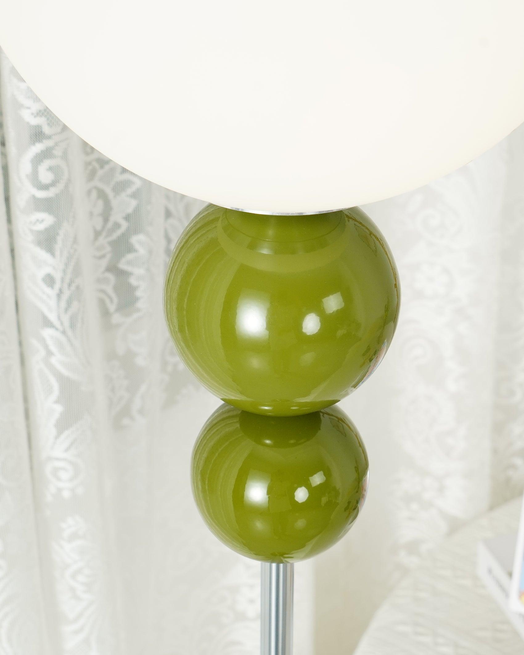 Marbelle | Lampa podłogowa retro o kulistym kształcie