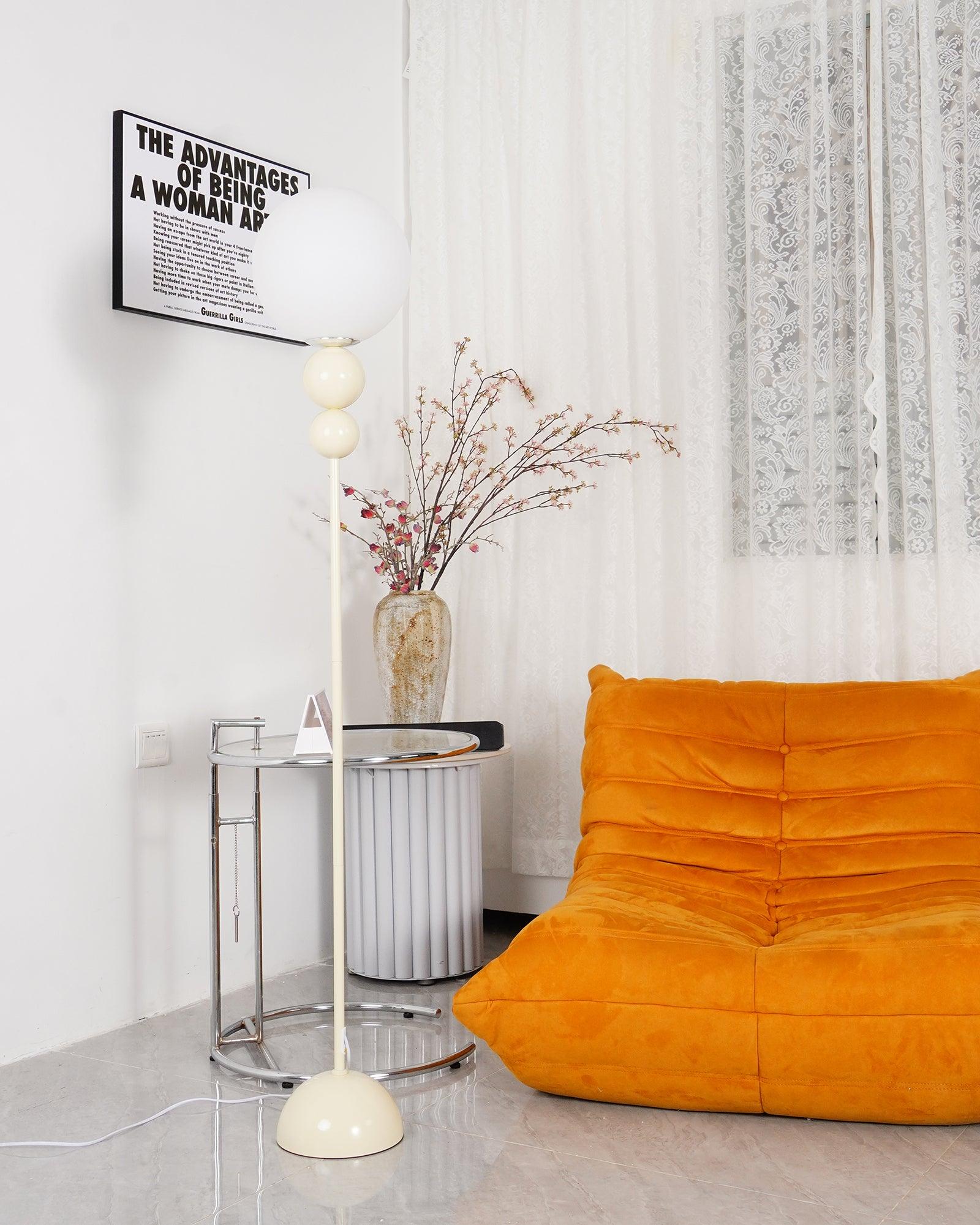 Marbelle | Lampa podłogowa retro o kulistym kształcie