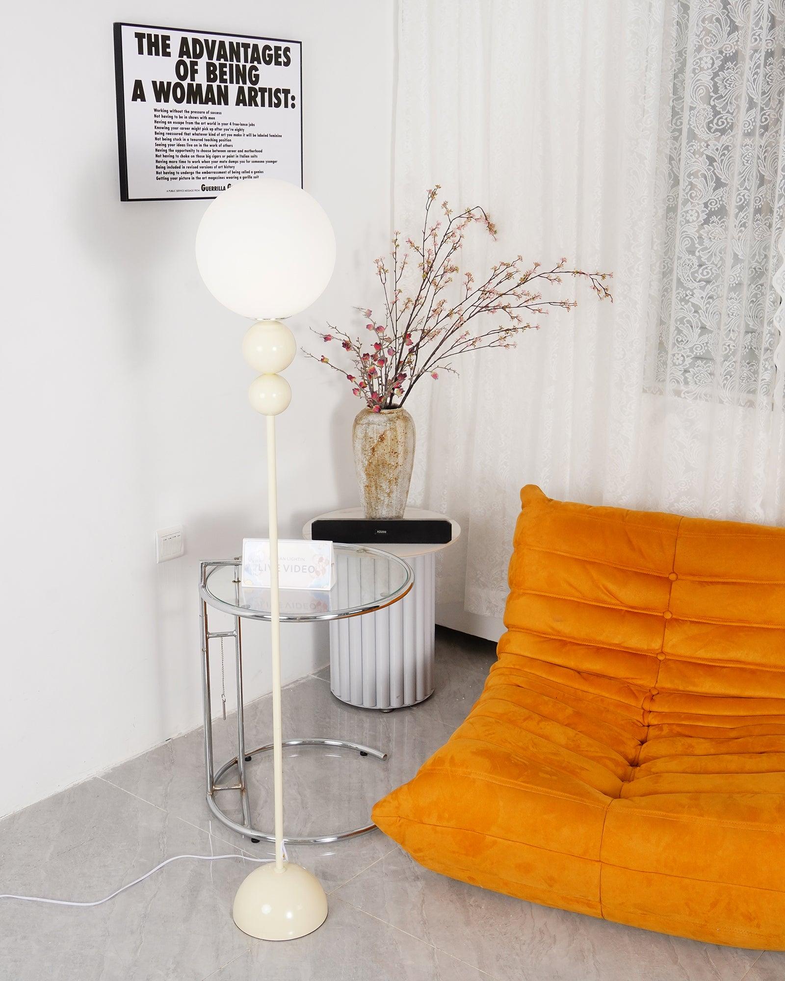 Marbelle | Lampa podłogowa retro o kulistym kształcie