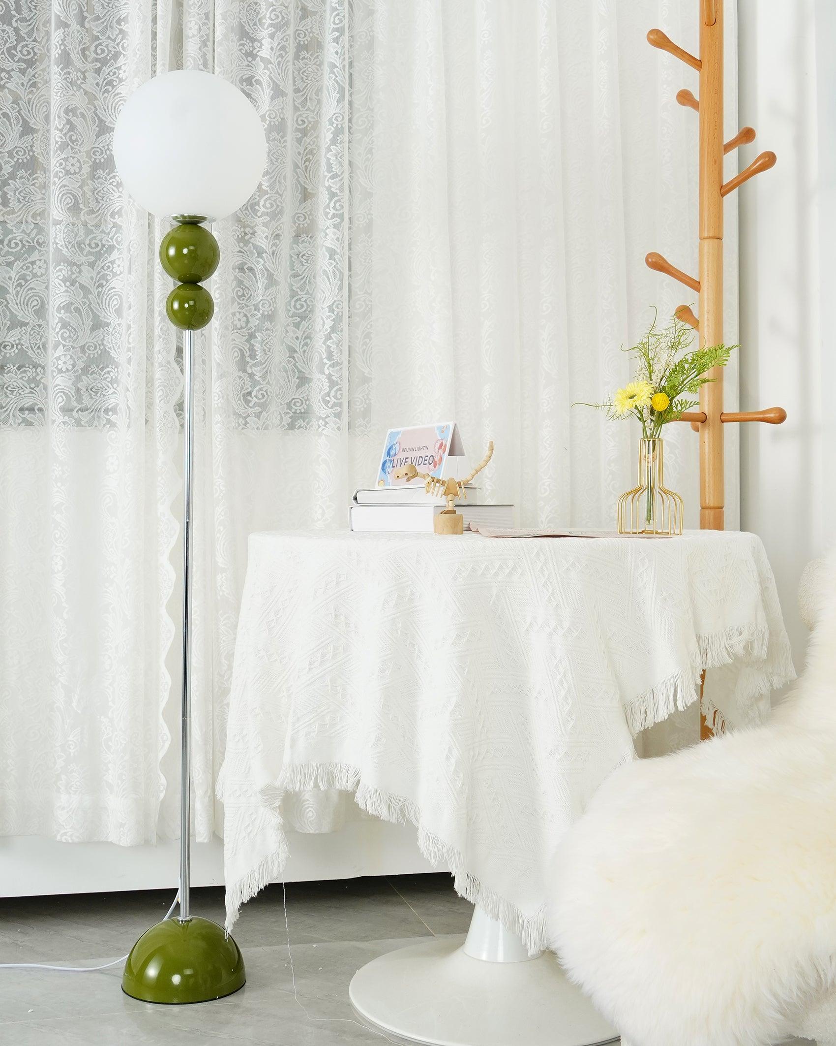 Marbelle | Lampa podłogowa retro o kulistym kształcie