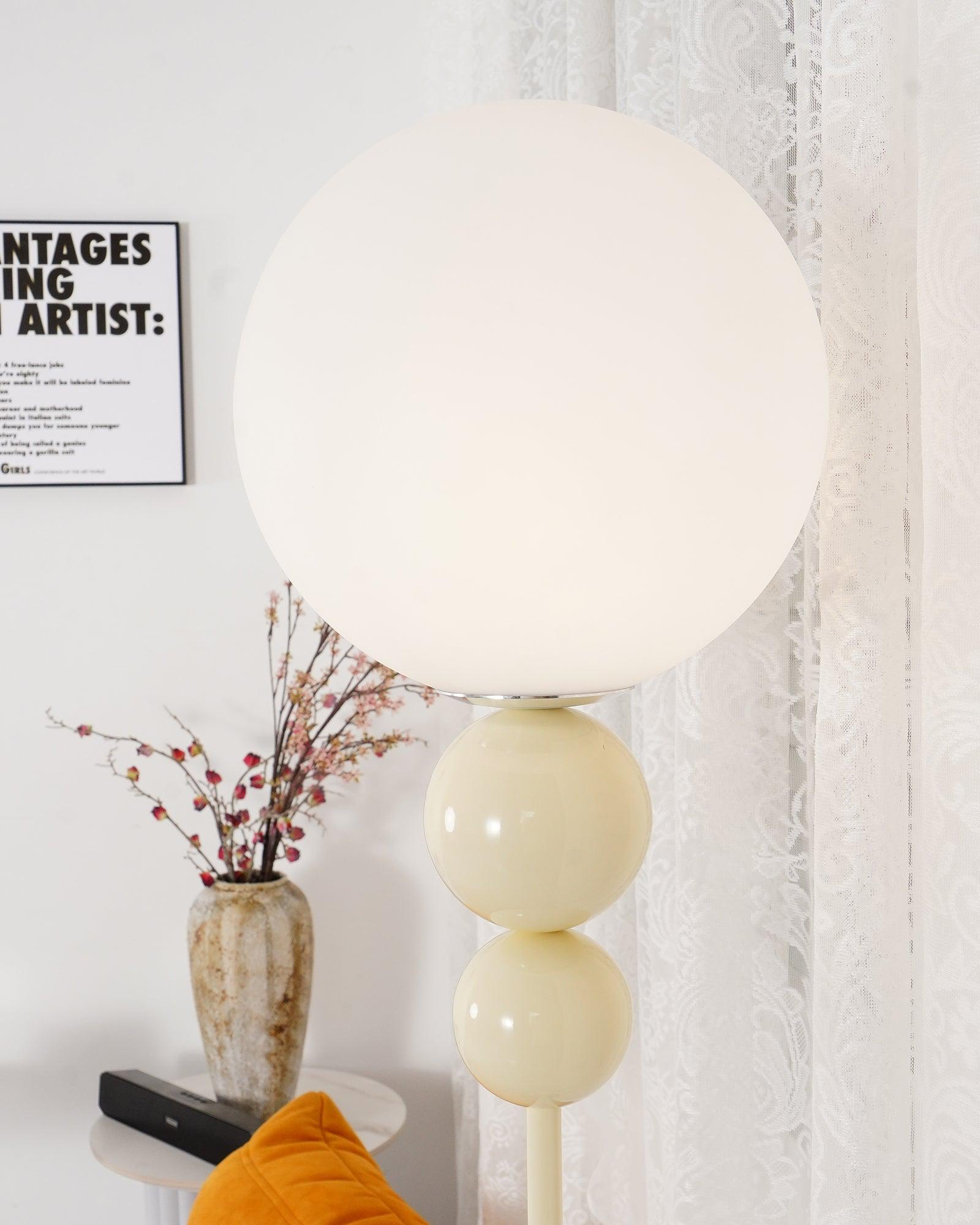 Marbelle | Lampa podłogowa retro o kulistym kształcie