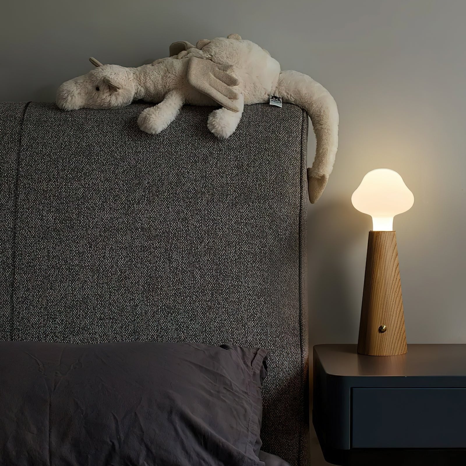 Mariel | Lampa stołowa z kloszem w kształcie grzyba
